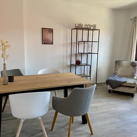 discovAIR - Eisenach Karl14 - Vollausgestattete Apartments mit Netflix in der Fussgängerzone Zimmer foto
