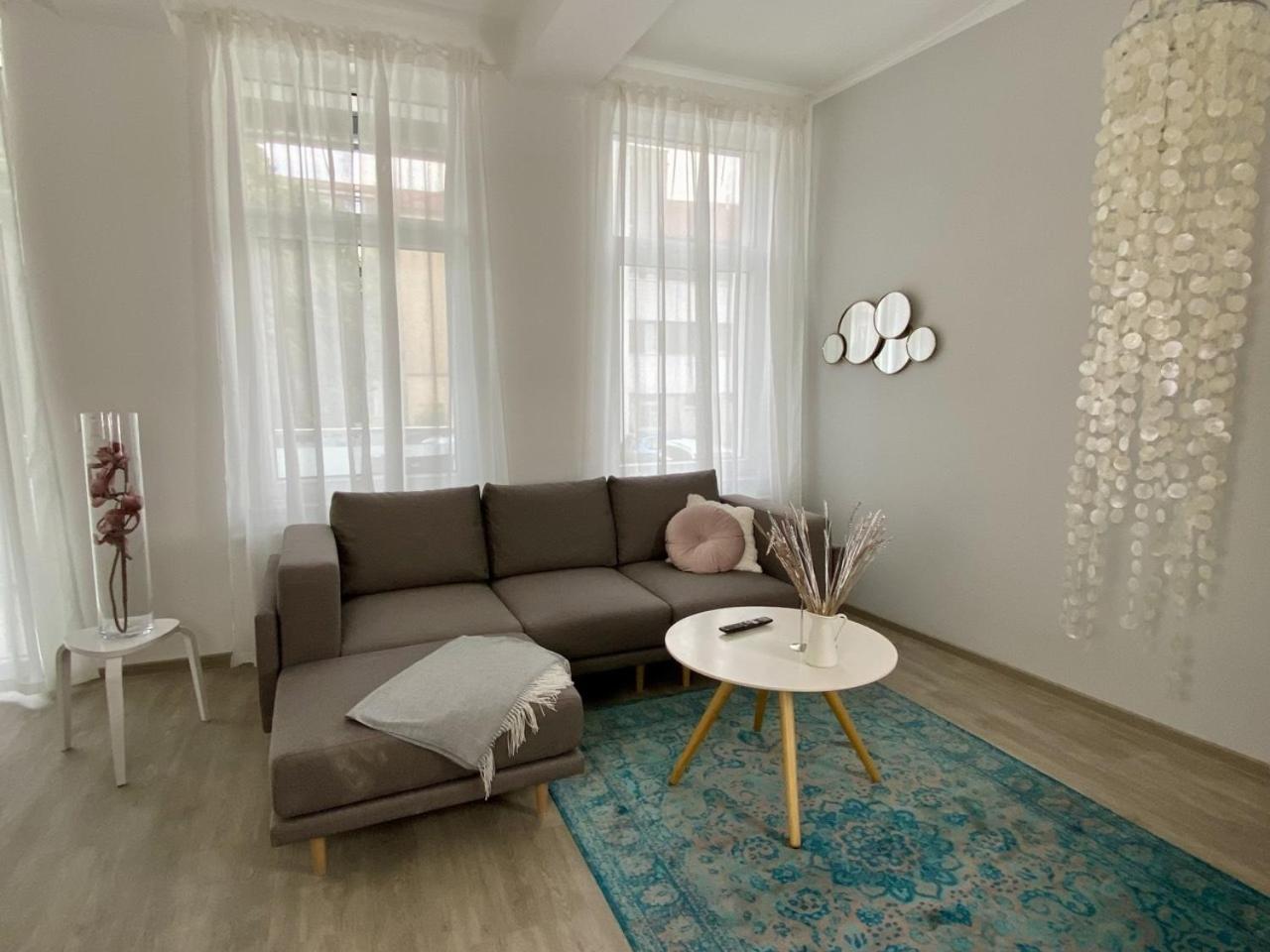 Discovair - Karl14 - Vollausgestattete Mit Netflix In Der Fussgaengerzone Apartment *